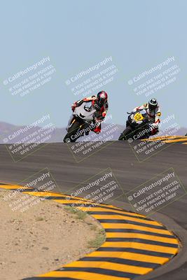 media/Oct-09-2022-SoCal Trackdays (Sun) [[95640aeeb6]]/Turns 9 and 10 (1050am)/